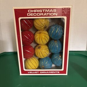 Vintage Shiny Brite Velvet Christmas ornaments in box - 11 Total RARE 7” Round